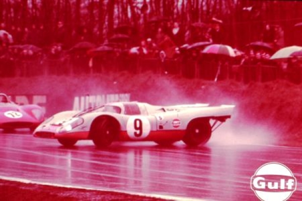 Gulf "Die Rennen der PS-Giganten" Motorracing Advertisingmap 1969 with original Reversalfilms (0781)